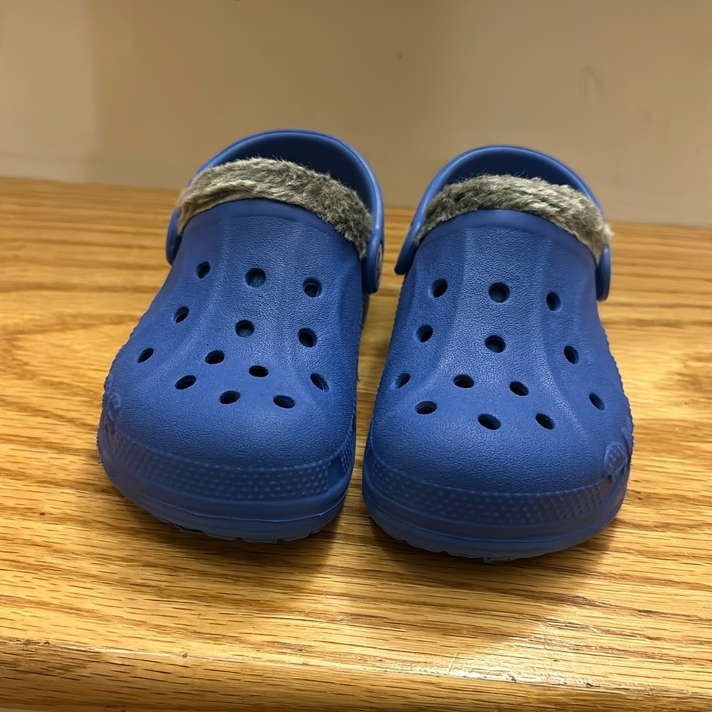 Crocs lined clog